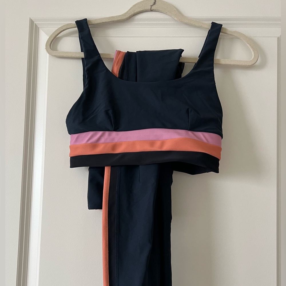 The Upside Bra and Leggings - super cute set!!